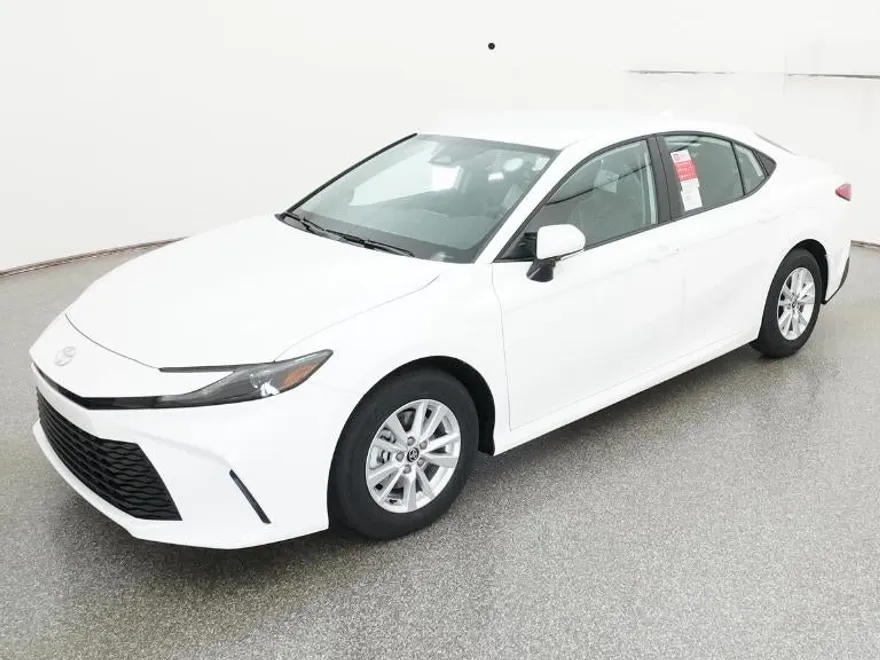 2026 Toyota Camry LE photo 1