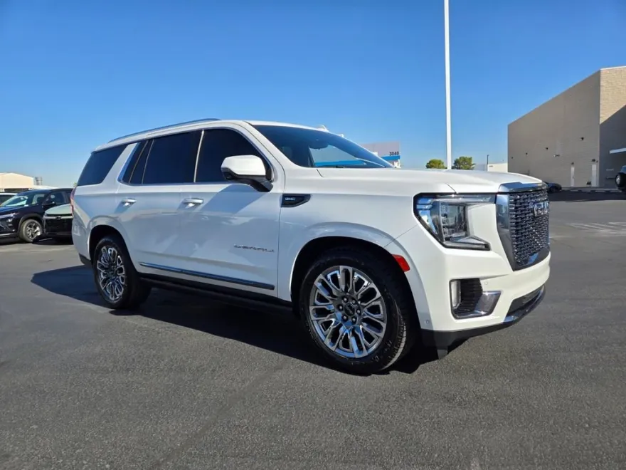 2023 Gmc Yukon Denali Ultimate photo 1