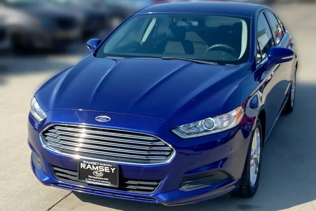 2013 Ford Fusion SE photo 1