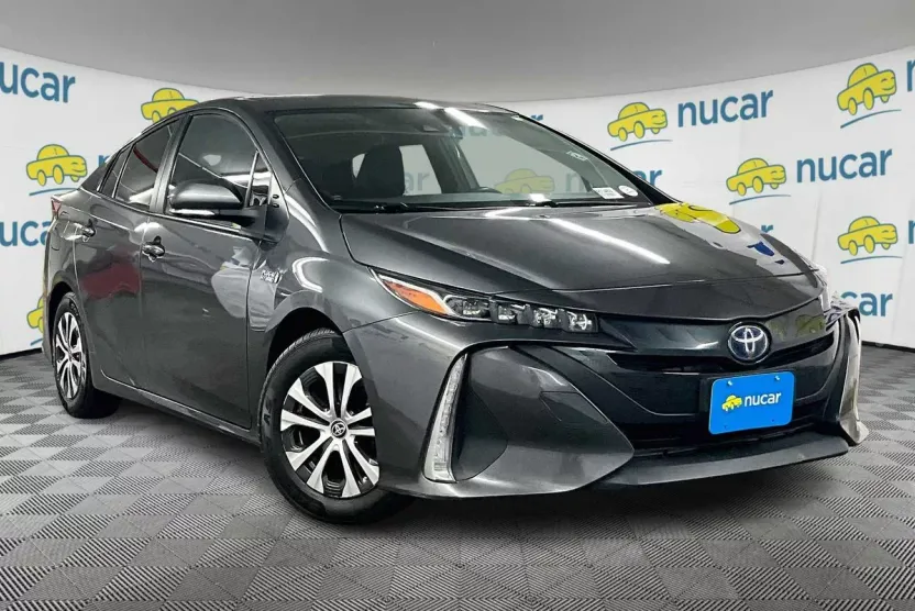 2021 Toyota Prius Prime XLE photo 1