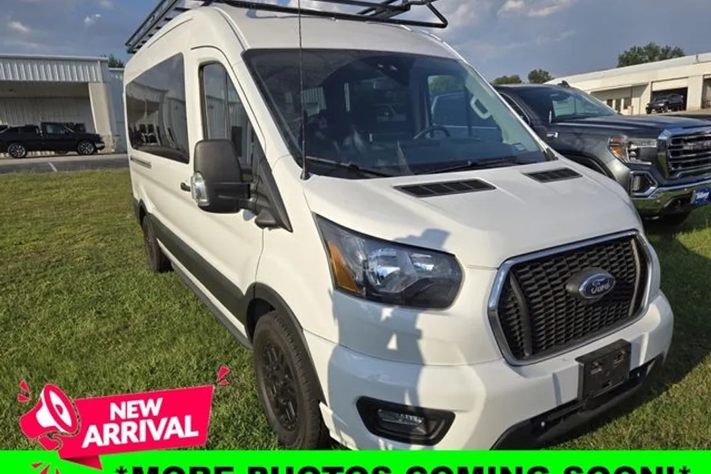 2023 Ford Transit photo 1