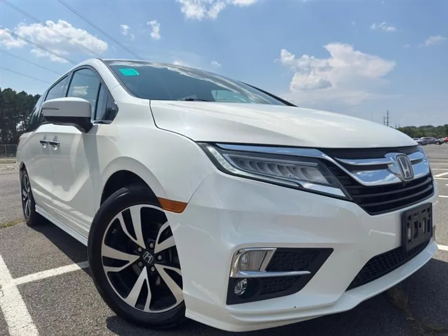2019 Honda Odyssey Elite photo 1