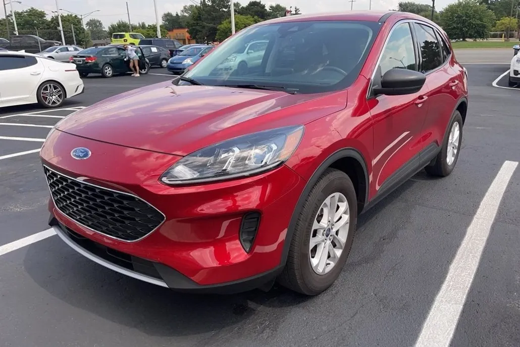 2022 Ford Escape SE photo 1