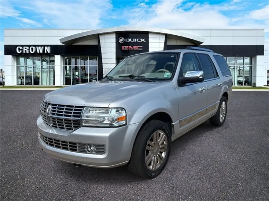 2014 Lincoln Navigator photo 1