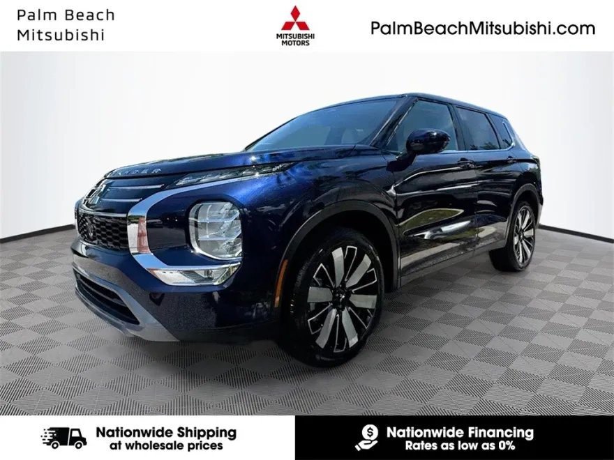 2025 Mitsubishi Outlander SE photo 1
