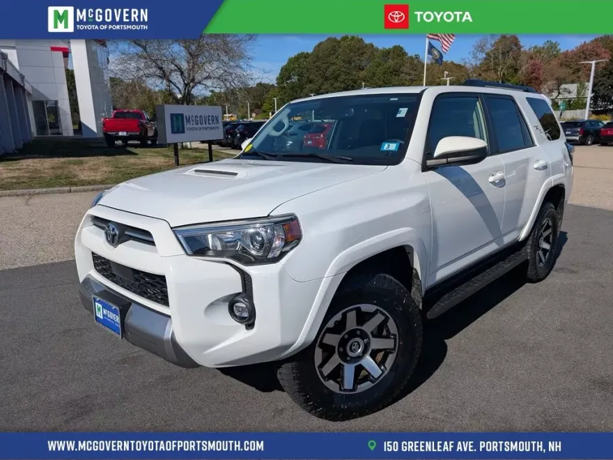 2024 Toyota 4Runner TRD Off-Road photo 1