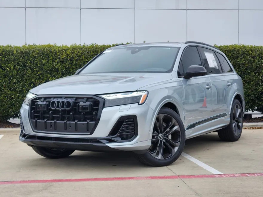 2025 Audi Q7 Prestige photo 1