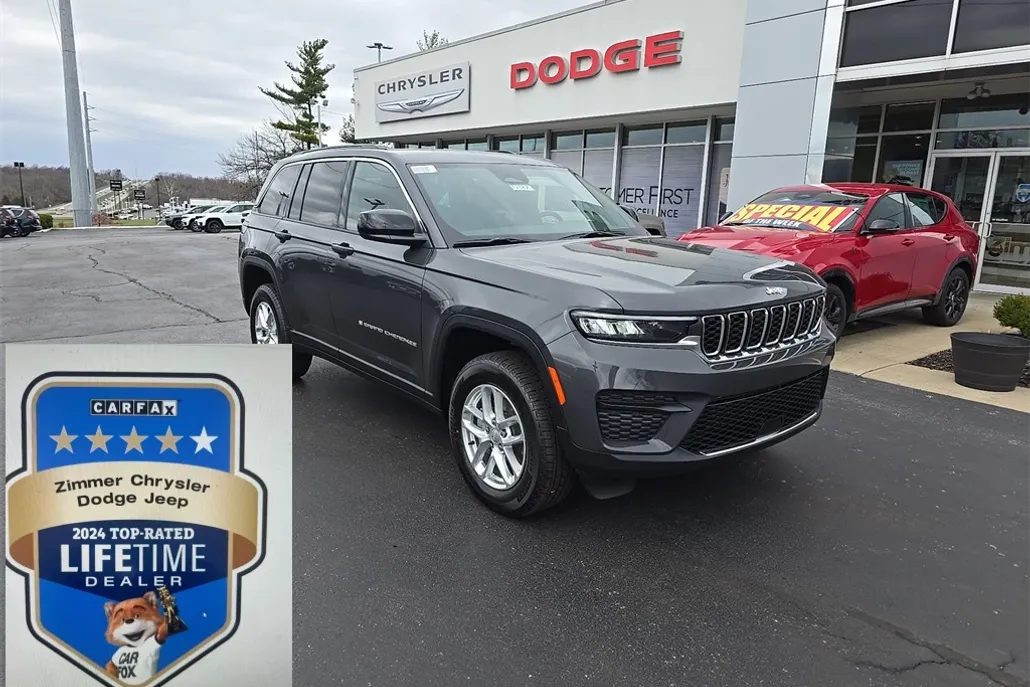 2025 Jeep Grand Cherokee Laredo photo 1