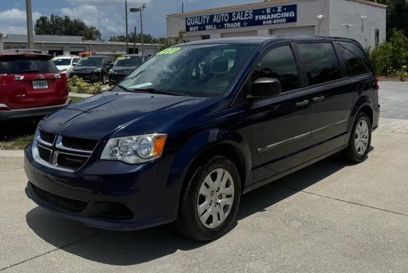 2014 Dodge Grand Caravan SE photo 1