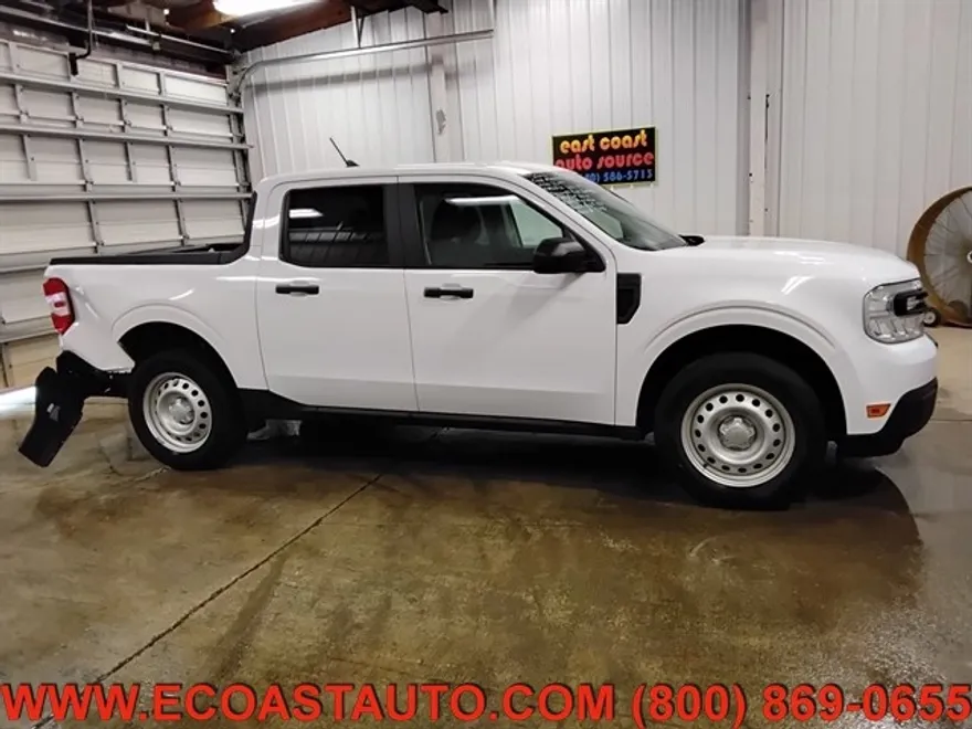 2022 Ford Maverick XL photo 1