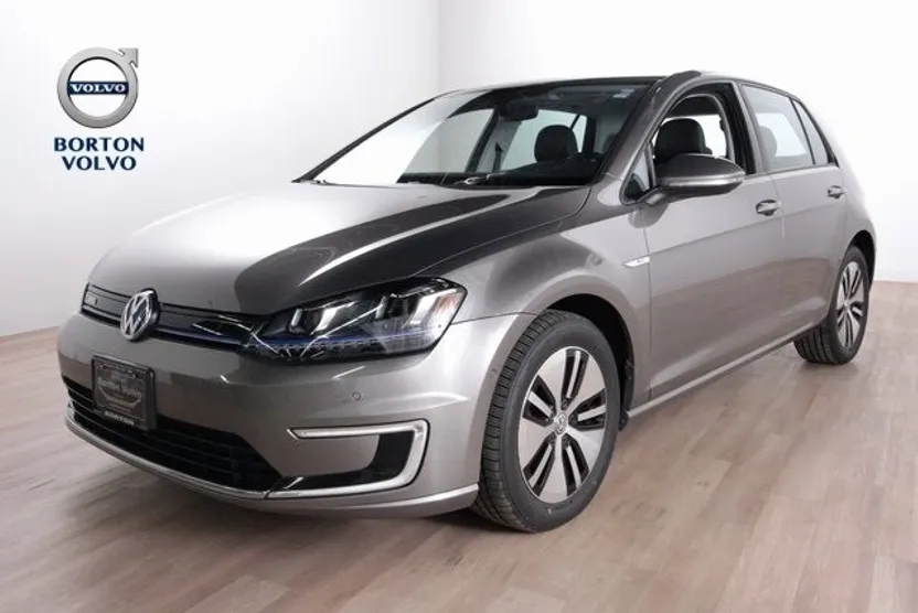 2016 Volkswagen e-Golf SEL Premium photo 1