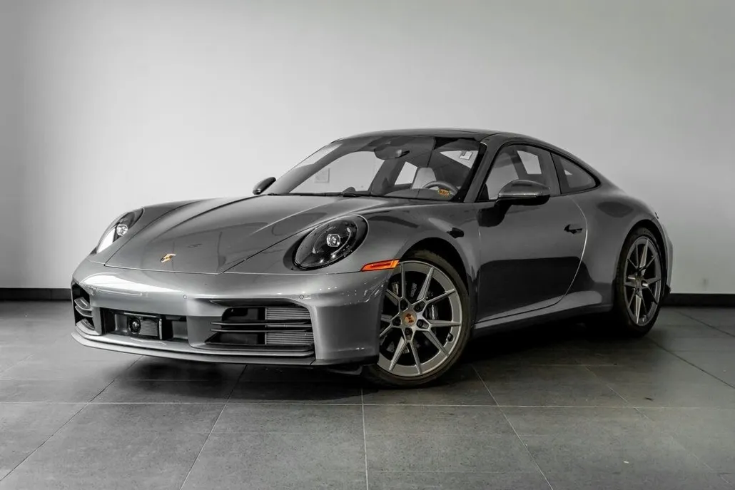 2025 Porsche 911 photo 1