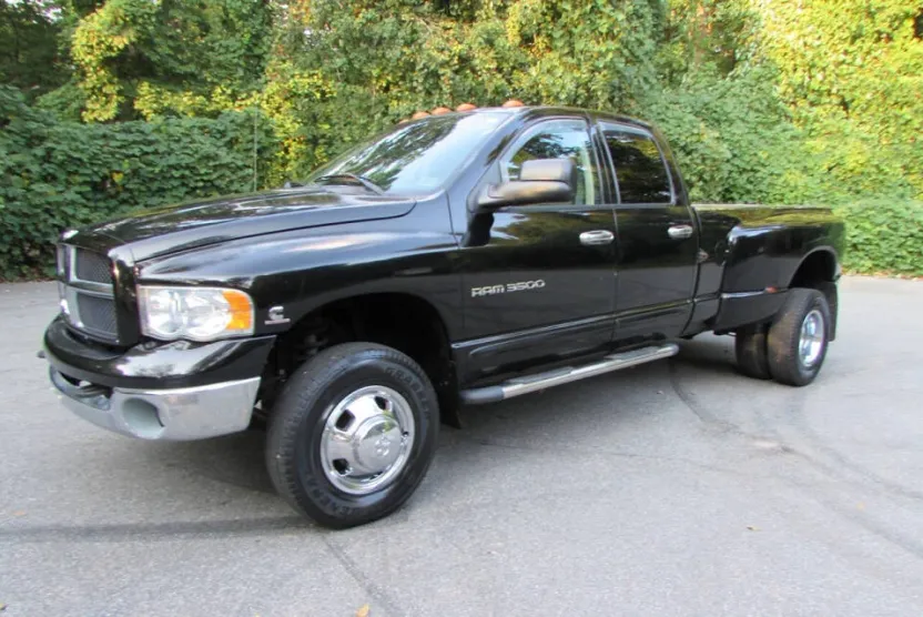2003 Dodge Ram 3500 Laramie photo 1