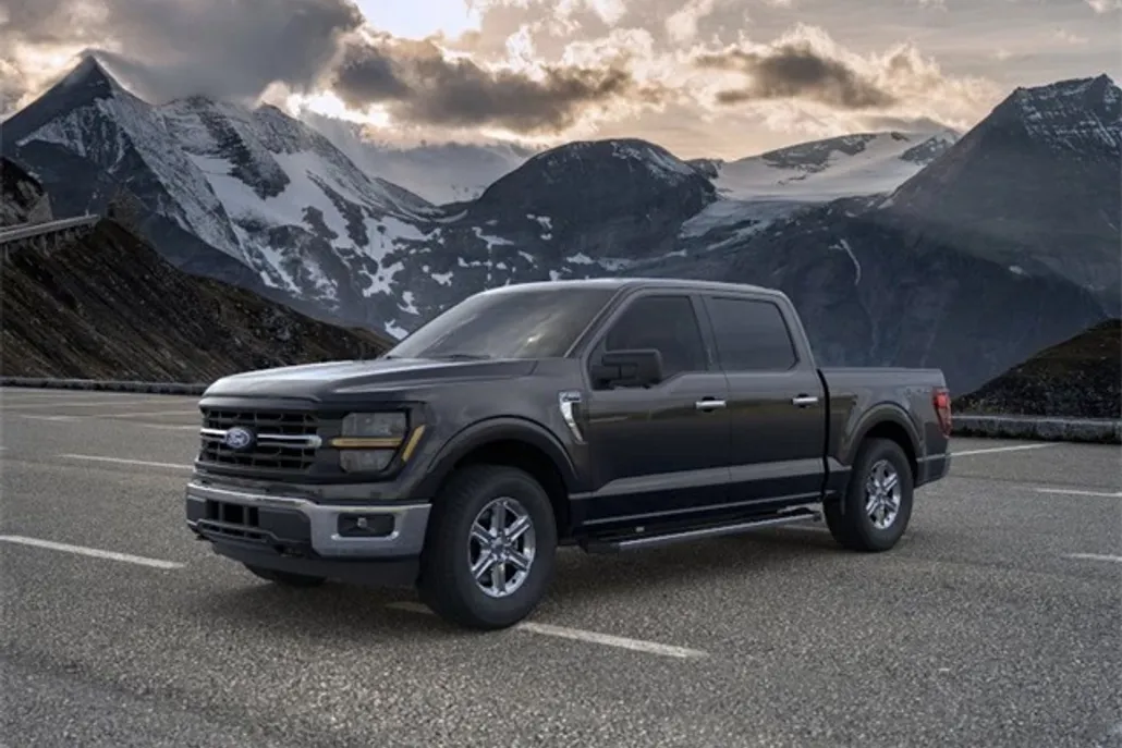 2024 Ford F-150 XLT photo 1