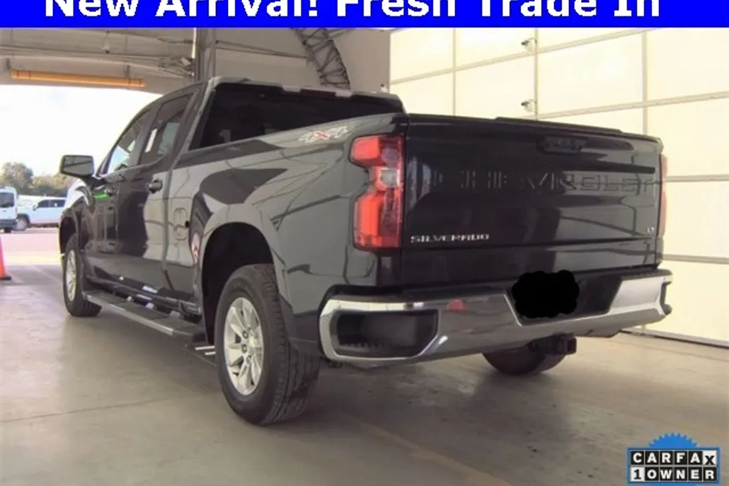 2024 Chevrolet Silverado 1500 LT photo 1