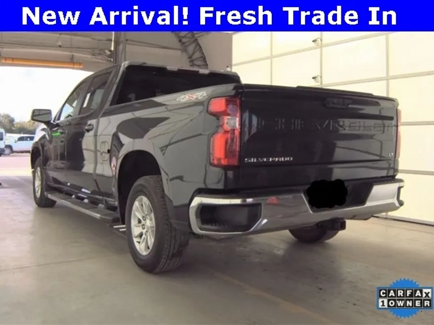 2024 Chevrolet Silverado 1500 LT photo 1