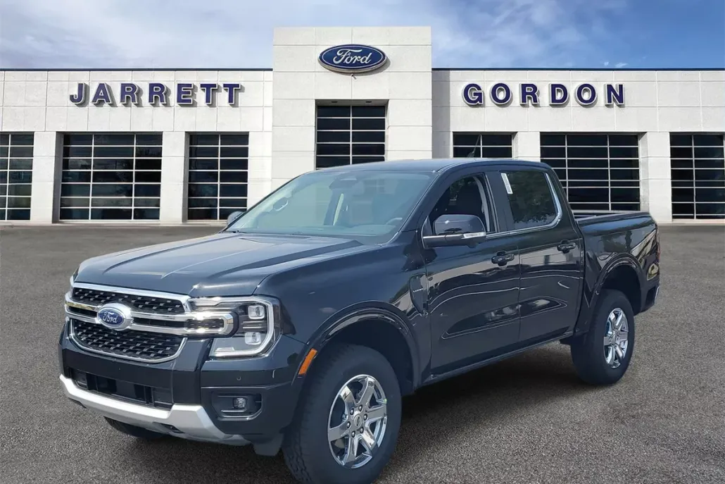 2025 Ford Ranger Lariat photo 1