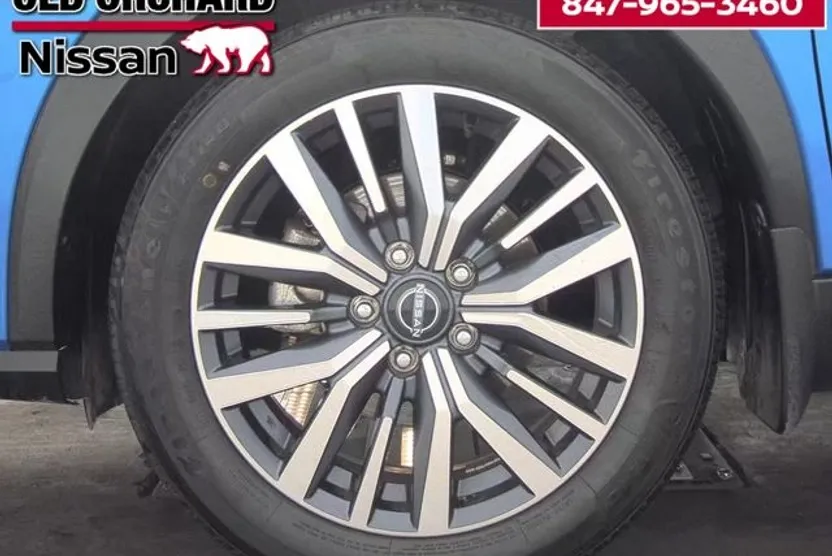 2024 Nissan Kicks SR photo 1
