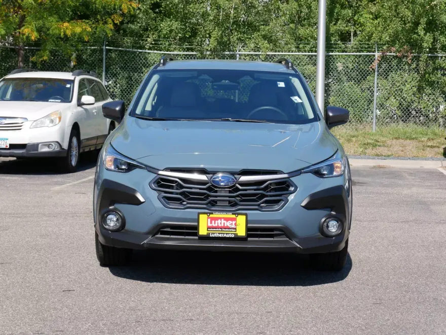 2024 Subaru Crosstrek Premium photo 1