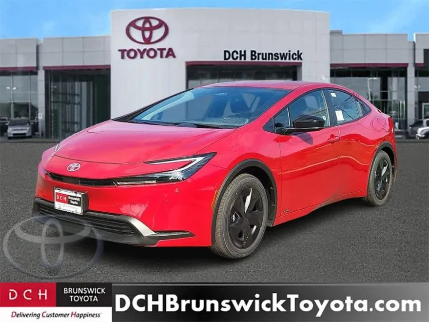 2026 Toyota Prius LE photo 1