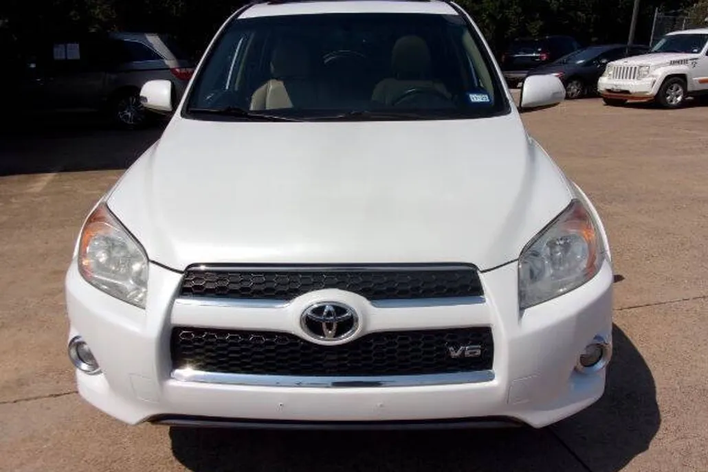 2012 Toyota RAV4 Limited photo 1