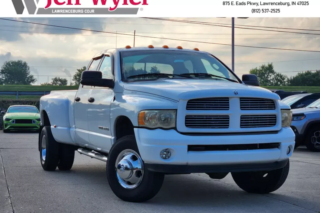 2004 Dodge Ram 3500 SLT photo 1