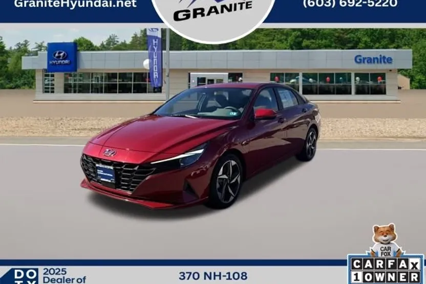 2023 Hyundai Elantra SEL photo 1