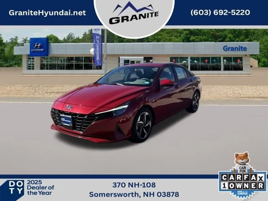 2023 Hyundai Elantra SEL photo 1