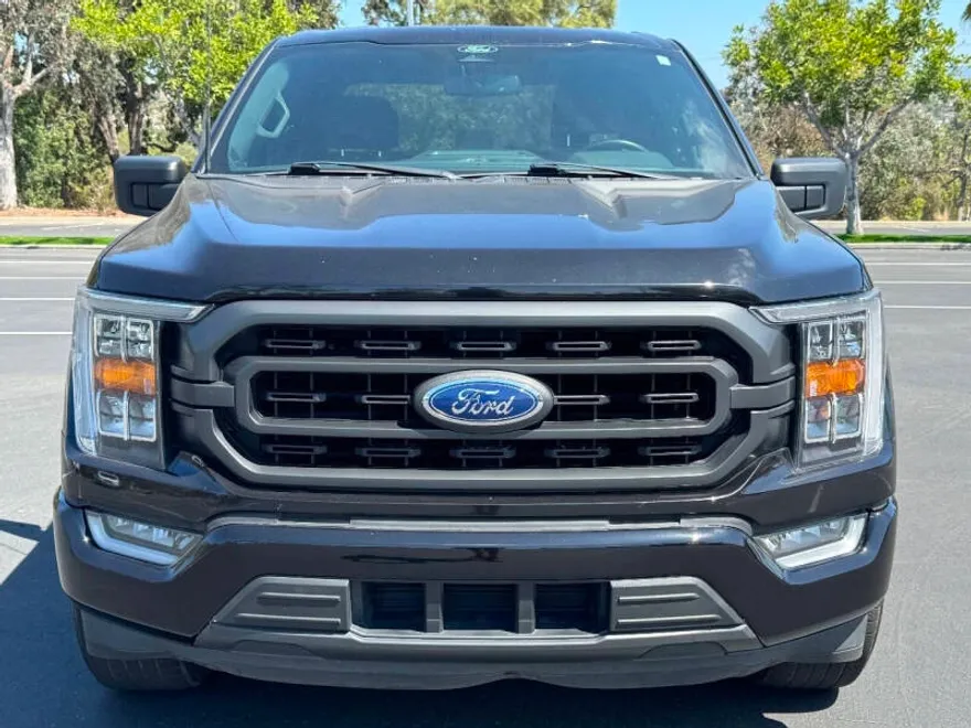 2022 Ford F-150 XLT photo 1