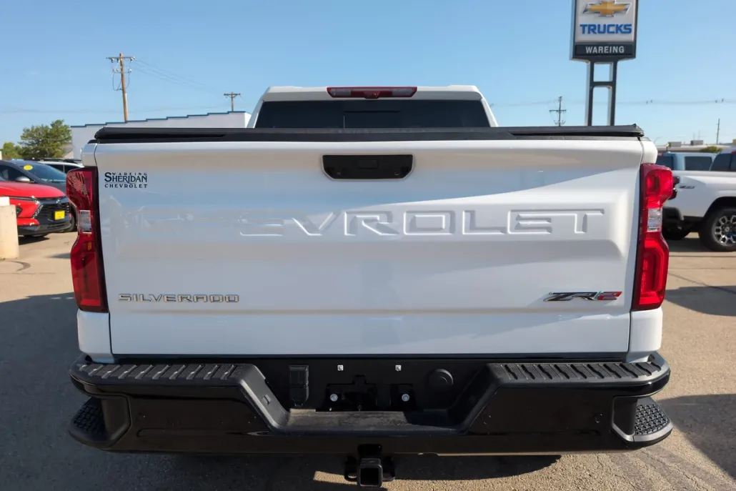 2024 Chevrolet Silverado 1500 ZR2 photo 1
