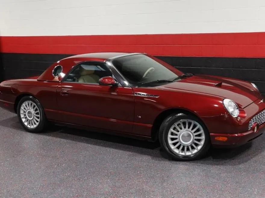 2004 Ford Thunderbird Premium photo 2
