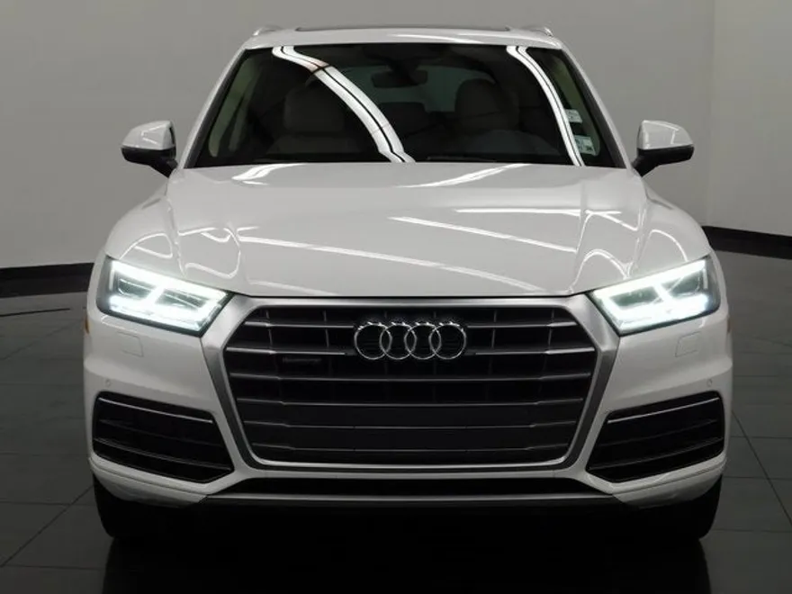 2018 Audi Q5 2.0T Premium photo 1