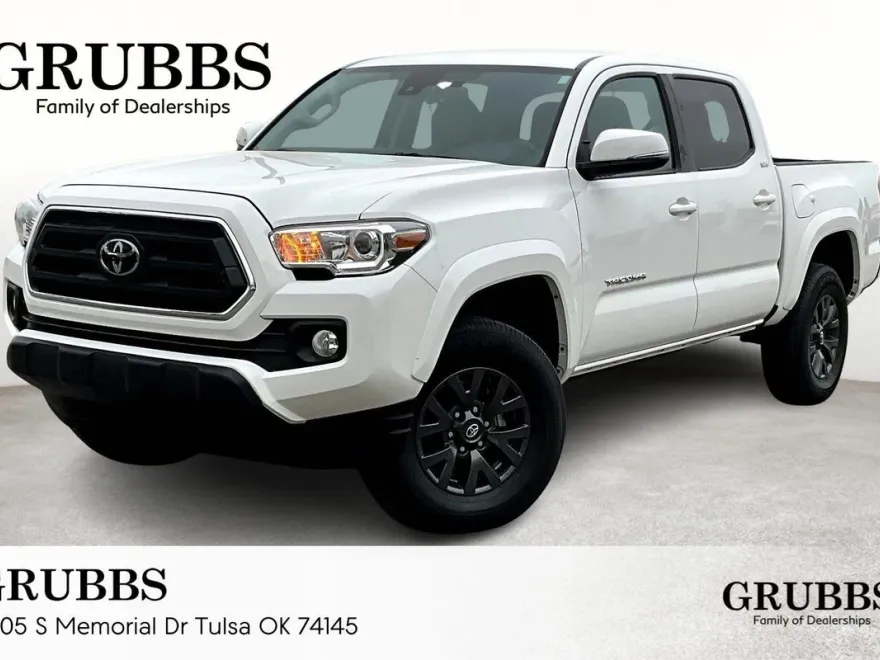 2023 Toyota Tacoma TRD Off-Road V6 photo 1