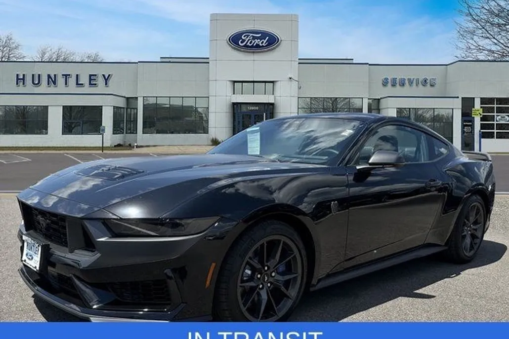 2024 Ford Mustang Dark Horse photo 1