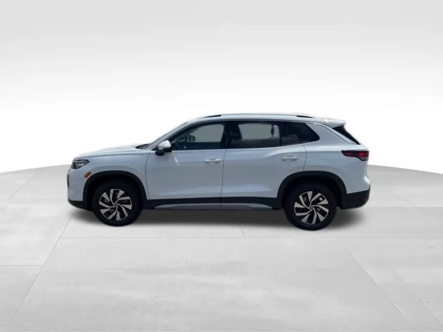 2025 Volkswagen Tiguan S photo 1