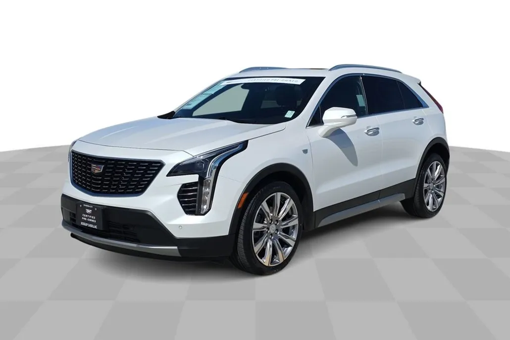 2023 Cadillac XT4 Premium Luxury photo 1