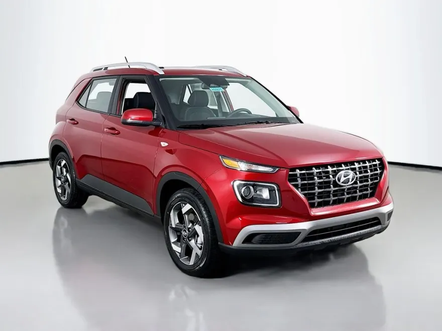 2026 Hyundai Venue SEL photo 1