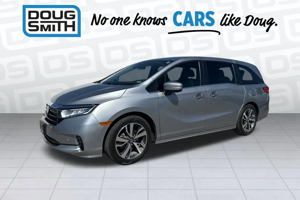 2023 Honda Odyssey Touring photo 1