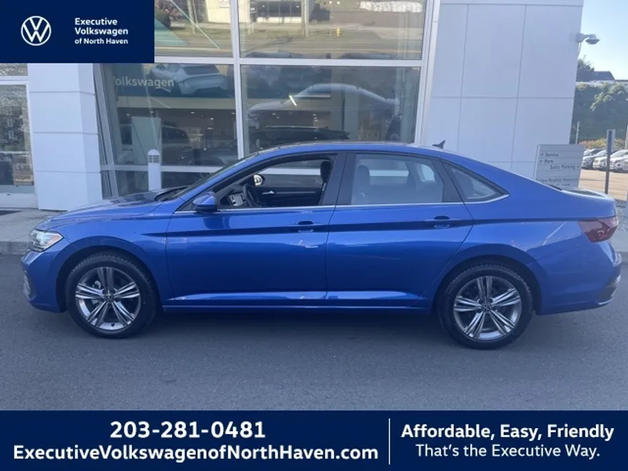 2022 Volkswagen Jetta 1.5T SE photo 1