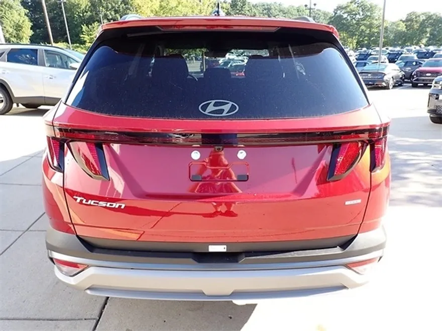 2026 Hyundai Tucson SEL photo 1