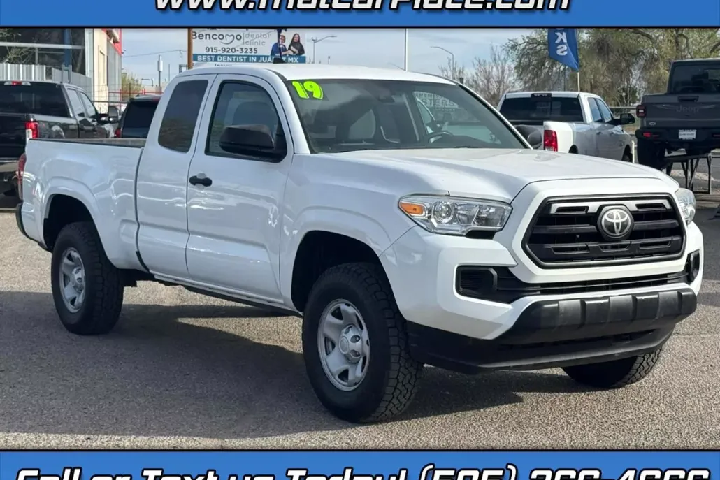 2019 Toyota Tacoma SR Access Cab photo 1