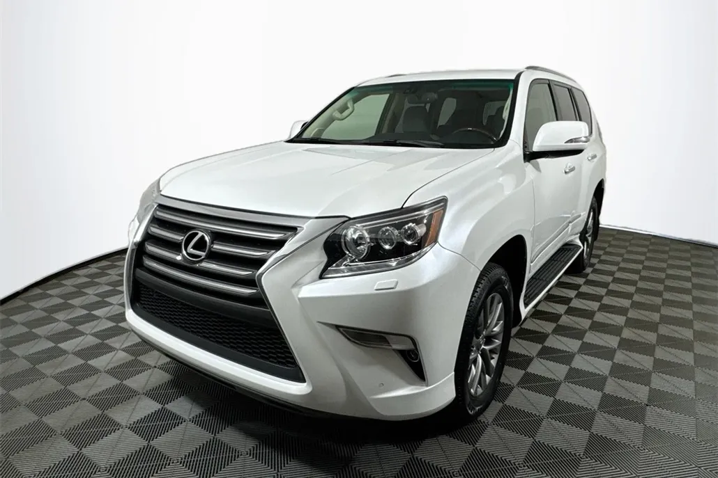 2016 Lexus GX 460 Luxury photo 1