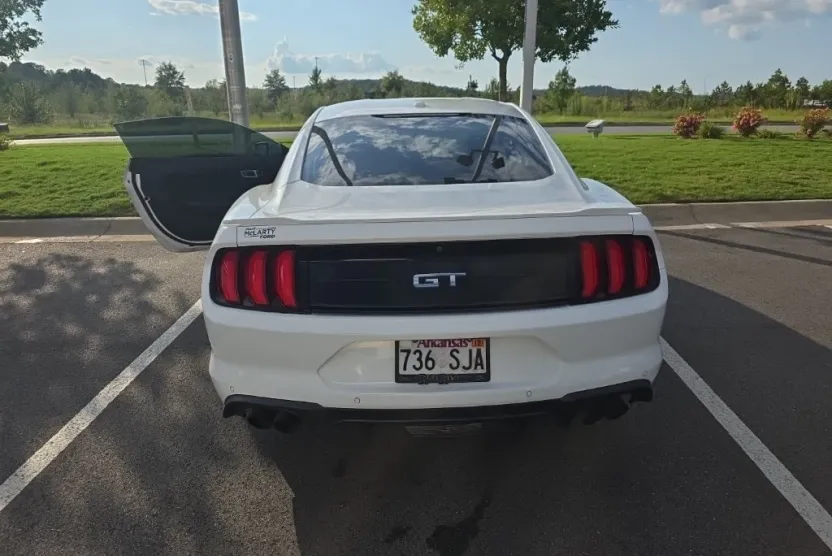 2018 Ford Mustang GT Premium photo 1