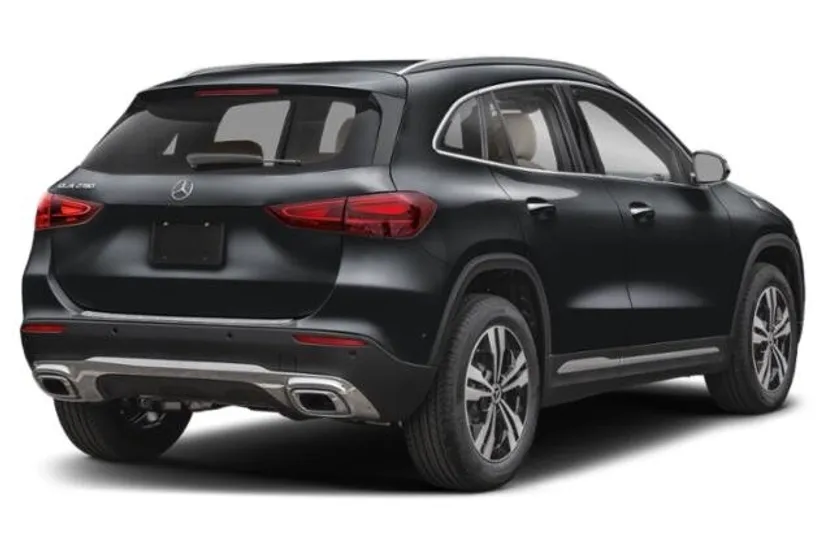 2026 Mercedes Benz GLA 250 photo 1