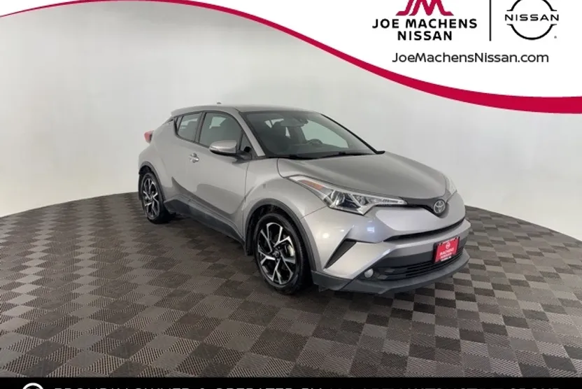 2018 Toyota C-HR XLE Premium photo 1