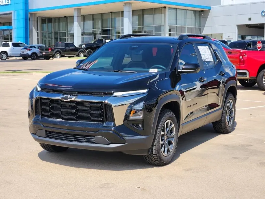 2026 Chevrolet Equinox ACTIV photo 1