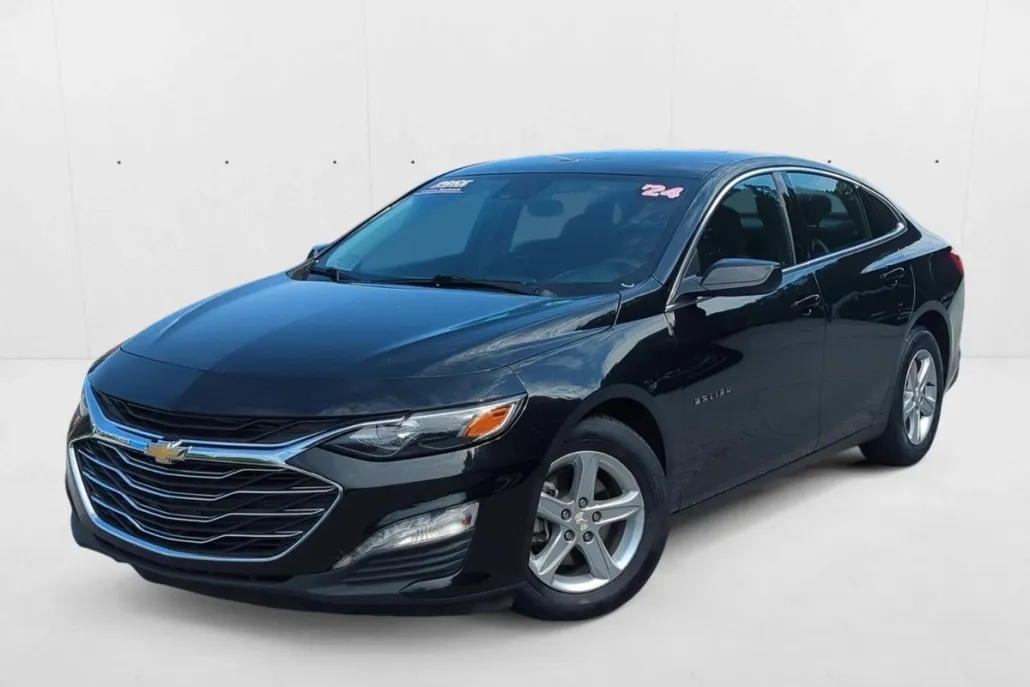 2024 Chevrolet Malibu 1LT photo 1