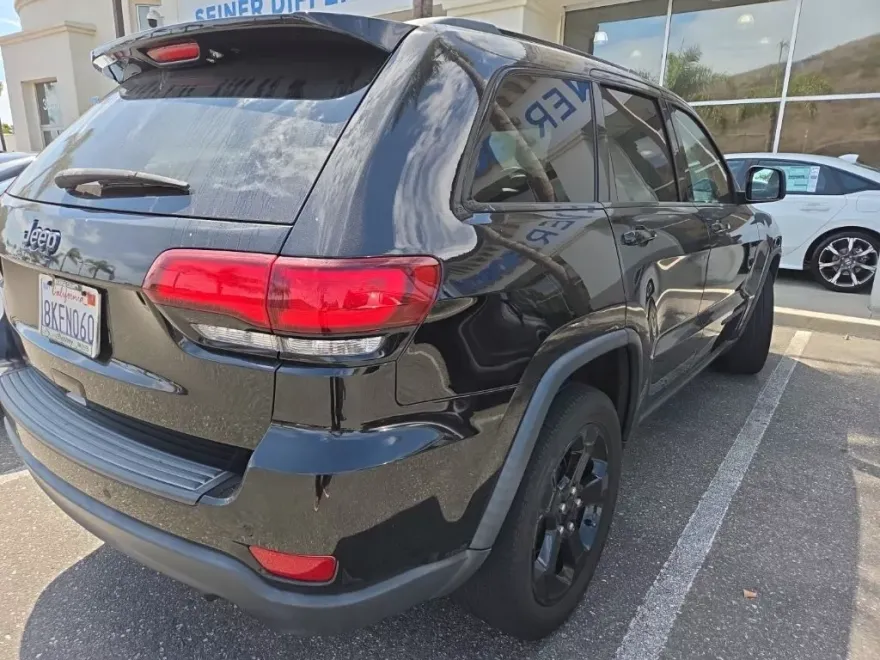 2019 Jeep Grand Cherokee Upland photo 1