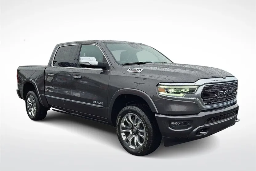 2022 Ram 1500 Limited photo 1