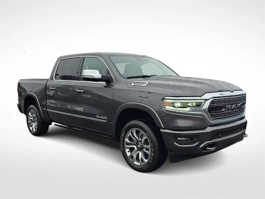 2022 Ram 1500 Limited photo 1